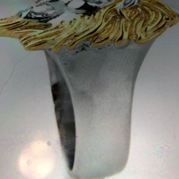 Ring - Picture 4 of 7